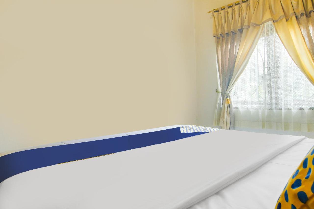 Spot On 91620 Skypiea Guest House Tasikmalaya Exterior foto