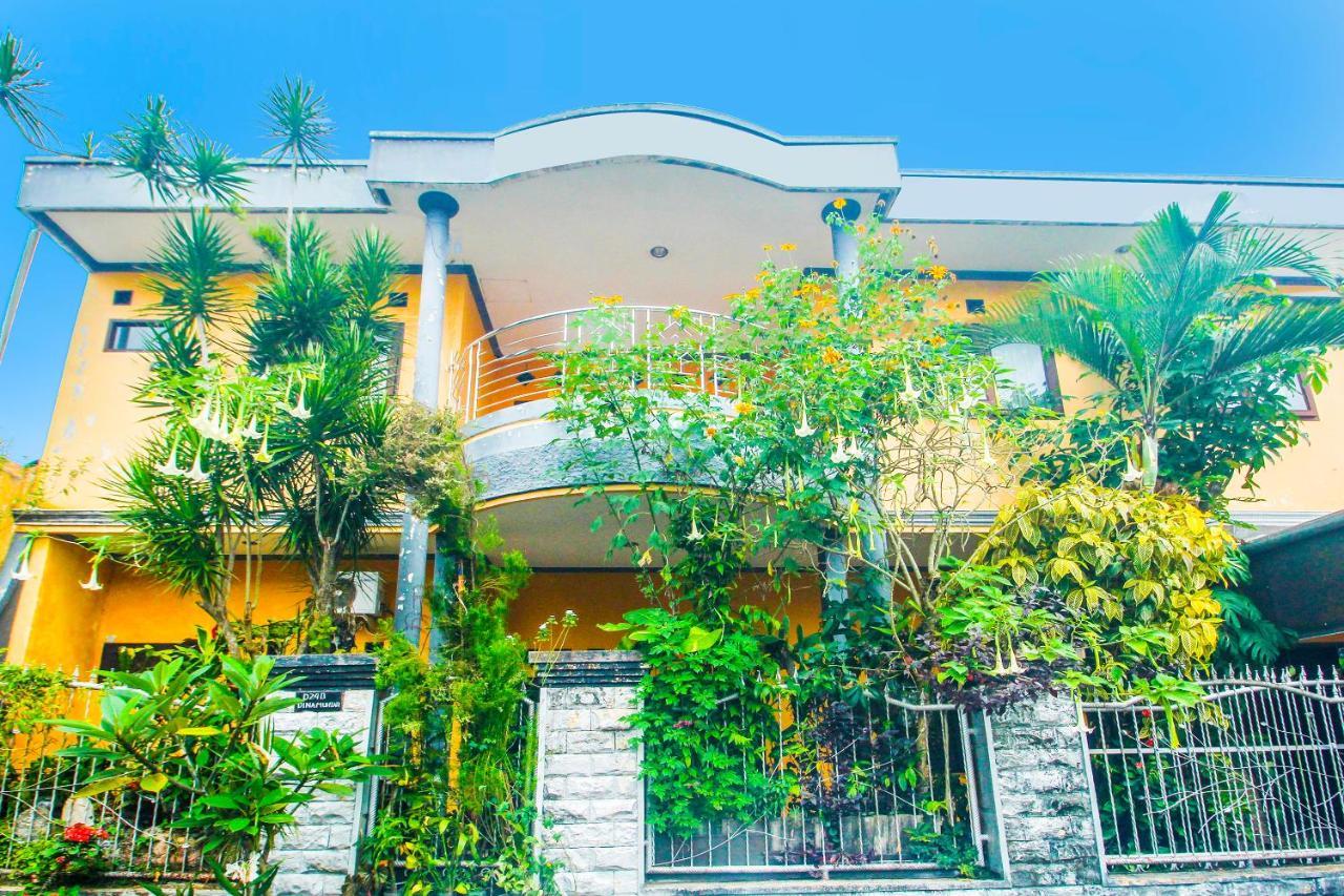 Spot On 91620 Skypiea Guest House Tasikmalaya Exterior foto