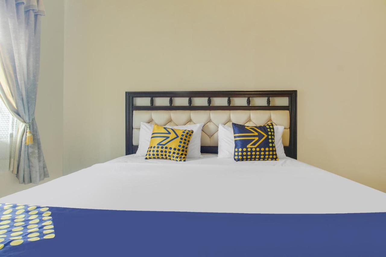 Spot On 91620 Skypiea Guest House Tasikmalaya Exterior foto